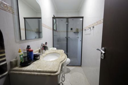 Casa à venda com 277m², 3 quartos e 6 vagasBanheiro Quarto Suíte 1