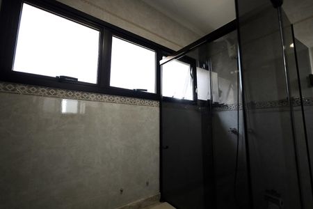 Casa à venda com 277m², 3 quartos e 6 vagasBanheiro Quarto Suíte 3