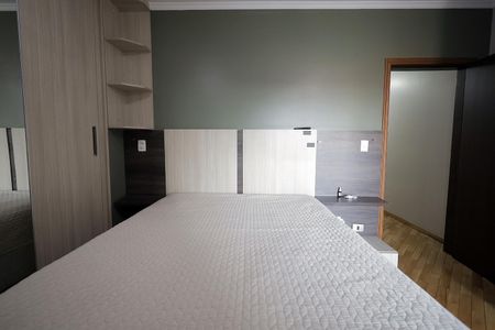 Casa à venda com 277m², 3 quartos e 6 vagasQuarto Suíte 3
