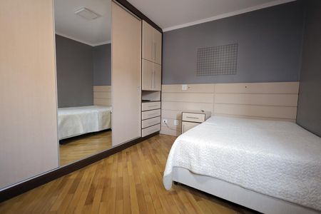 Casa à venda com 277m², 3 quartos e 6 vagasQuarto Suíte 1