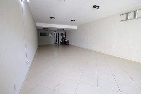 Casa à venda com 277m², 3 quartos e 6 vagasGaragem