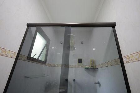 Casa à venda com 277m², 3 quartos e 6 vagasBanheiro Quarto Suíte 1