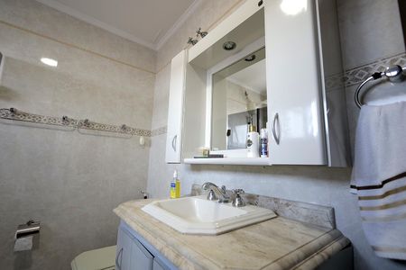 Casa à venda com 277m², 3 quartos e 6 vagasBanheiro Quarto Suíte 3