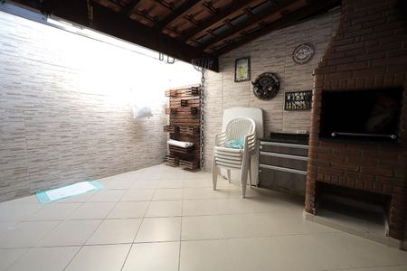 Casa à venda com 277m², 3 quartos e 6 vagasChurrasqueira