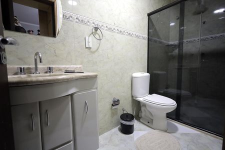 Casa à venda com 277m², 3 quartos e 6 vagasBanheiro Quarto Suíte 2