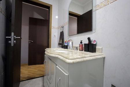 Casa à venda com 277m², 3 quartos e 6 vagasBanheiro Quarto Suíte 1