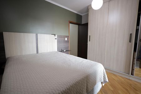 Casa à venda com 277m², 3 quartos e 6 vagasQuarto Suíte 3