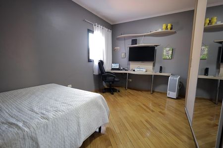 Casa à venda com 277m², 3 quartos e 6 vagasQuarto Suíte 1