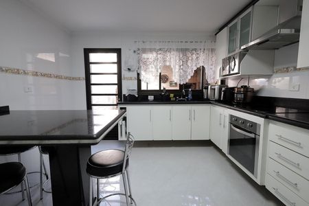 Casa à venda com 277m², 3 quartos e 6 vagasCozinha