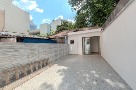 Apartamento à venda com 133m², 2 quartos e sem vagaQuintal