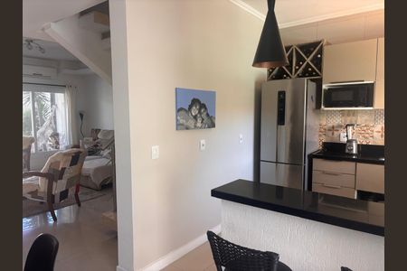 Casa à venda com 155m², 3 quartos e 2 vagas Casa à venda com 155m², 3 quartos e 2 vagasCozinha