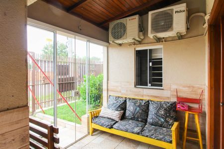 Casa à venda com 38m², 4 quartos e 1 vagaÁrea externa