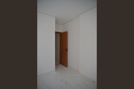 Casa à venda com 140m², 2 quartos e 3 vagasQuarto Suite 2