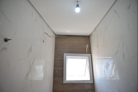 Casa à venda com 140m², 2 quartos e 3 vagasBanheiro da Suite 2