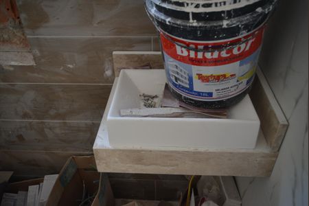 Casa à venda com 140m², 2 quartos e 3 vagasBanheiro da Suíte 1