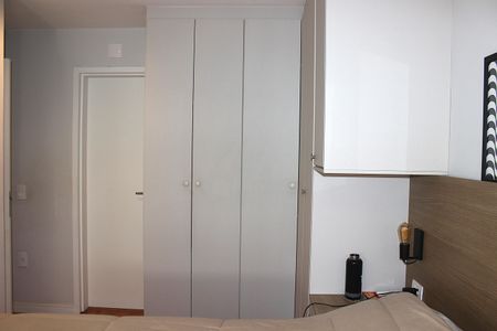 Apartamento à venda com 67m², 2 quartos e 1 vagaDormitório - Suíte
