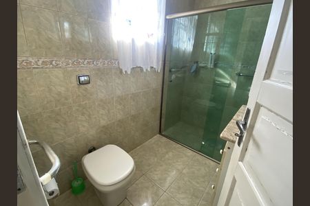 Banheiro  de casa à venda com 2 quartos, 358m² em Vila Mesquita, São Paulo