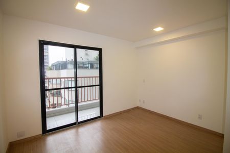 Sala / Quarto - Studio de kitnet/studio à venda com 1 quarto, 27m² em Jardim das Acacias, São Paulo