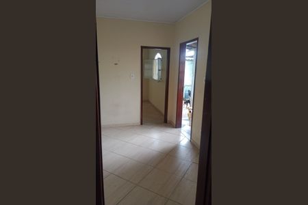 Sala de casa para alugar com 1 quarto, 25m² em Alcantara, São Gonçalo