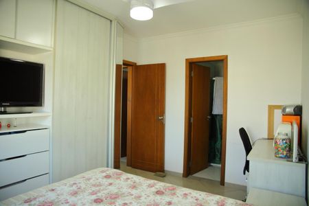 Apartamento à venda com 100m², 2 quartos e 1 vagaSuíte 
