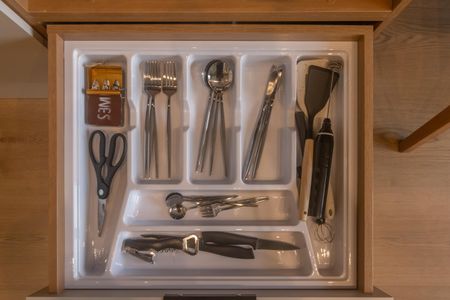 Cozinha de kitnet/studio para alugar com 1 quarto, 27m² em Moema, São Paulo