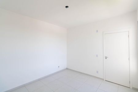 Sala de apartamento para alugar com 2 quartos, 63m² em Cosmos, Rio de Janeiro