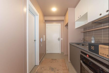 Cozinha de kitnet/studio à venda com 1 quarto, 22m² em Vila Cordeiro, São Paulo