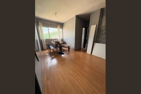 Sala de apartamento para alugar com 2 quartos, 80m² em Praça Seca, Rio de Janeiro