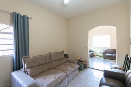 Casa à venda com 300m², 5 quartos e 2 vagas