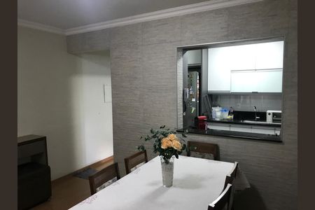 Sala de apartamento para alugar com 3 quartos, 75m² em Jardim Peri Peri, São Paulo