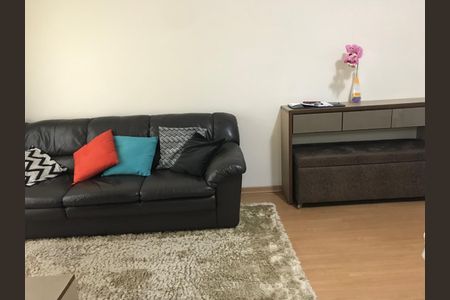 Apartamento para alugar com 75m², 3 quartos e 2 vagasSala