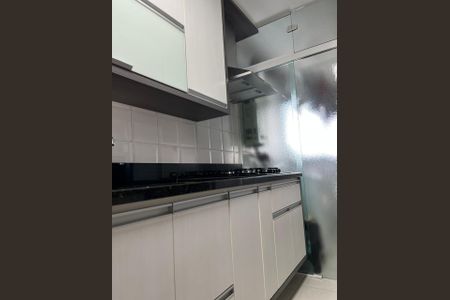 Cozinha de apartamento para alugar com 3 quartos, 75m² em Jardim Peri Peri, São Paulo