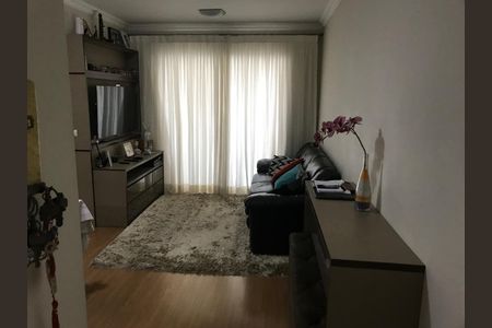Sala de apartamento para alugar com 3 quartos, 75m² em Jardim Peri Peri, São Paulo