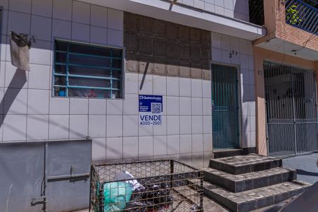 Casa à venda com 180m², 7 quartos e sem vaga