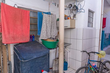 Casa à venda com 180m², 7 quartos e sem vaga