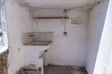 Casa à venda com 180m², 7 quartos e sem vaga