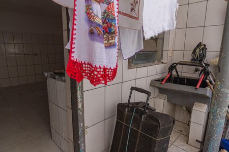 Casa à venda com 180m², 7 quartos e sem vaga