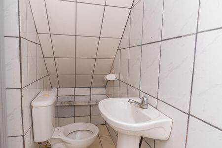 Casa para alugar com 30m², 1 quarto e sem vaga Casa para alugar com 30m², 1 quarto e sem vagaBanheiro