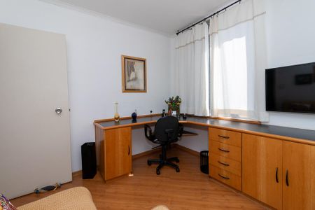 Apartamento para alugar com 137m², 3 quartos e 1 vaga Apartamento para alugar com 137m², 3 quartos e 1 vagaQuarto 1