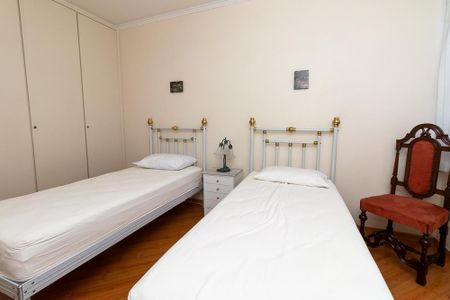 Apartamento para alugar com 137m², 3 quartos e 1 vaga Apartamento para alugar com 137m², 3 quartos e 1 vagaQuarto 2