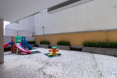 Apartamento para alugar com 137m², 3 quartos e 1 vaga Apartamento para alugar com 137m², 3 quartos e 1 vagaÁrea comum - Playground