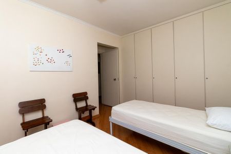 Apartamento para alugar com 137m², 3 quartos e 1 vaga Apartamento para alugar com 137m², 3 quartos e 1 vagaQuarto 2