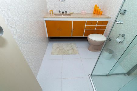 Apartamento para alugar com 137m², 3 quartos e 1 vaga Apartamento para alugar com 137m², 3 quartos e 1 vagaBanheiro