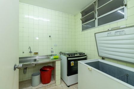 Apartamento para alugar com 137m², 3 quartos e 1 vaga Apartamento para alugar com 137m², 3 quartos e 1 vagaÁrea comum - Salão de festas