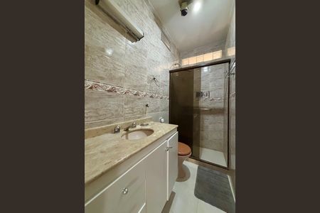 Apartamento para alugar com 100m², 2 quartos e sem vaga Apartamento para alugar com 100m², 2 quartos e sem vagaBanheiro social