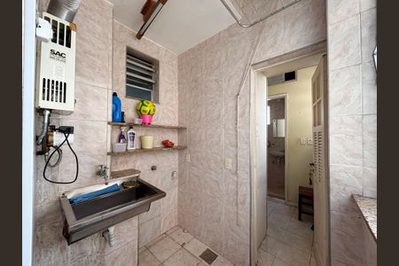 Apartamento para alugar com 100m², 2 quartos e sem vaga Apartamento para alugar com 100m², 2 quartos e sem vagaÁrea de serviço