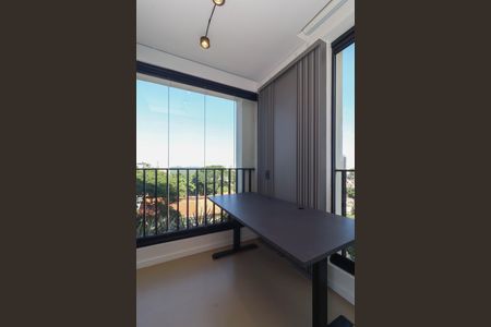 Apartamento à venda com 105m², 2 quartos e 1 vaga Apartamento à venda com 105m², 2 quartos e 1 vagaVaranda da Sala