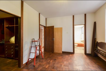 Apartamento à venda com 260m², 4 quartos e 2 vagasSuíte 2