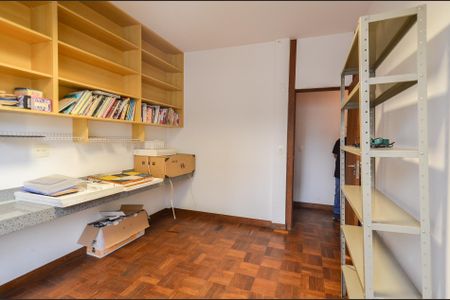 Apartamento à venda com 260m², 4 quartos e 2 vagasQuarto 3