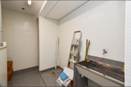 Apartamento à venda com 260m², 4 quartos e 2 vagasÁrea de Serviço